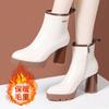 Botas Curtas Versáteis de Couro Genuíno 2025 Outono e Inverno Novas Botas Brancas de Salto Alto Salto Grosso Solado Grosso Plataforma Impermeável Bico Redondo para Mulheres