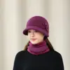 Nueva colección de invierno: Gorros cálidos para mujeres de mediana edad y mayores, con diseños que cubren las orejas, gorros de punto y gorros cálidos engrosados forrados de pelo de conejo y forro polar.