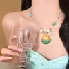 Collar Bohemio Marrón Vintage con Borlas, Estilo Étnico Hippie, Nicho 2026 Nueva Cadena para Suéter con Colgante de Mariposa