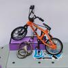 Chaveiro dedo bicicleta dedo skate bicicleta oito chaveiro fecho lagosta joias brinquedos transfronteiriços