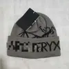 Moda Otoño e Invierno Versátil Letra 2025 Gorro de Punto Casual Europeo y Americano Cálido para Clima Frío Transfronterizo Europeo y Americano Unisex Gorro Tejido