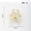 Nuevo broche de metal lindo de dibujos animados de comercio exterior, pin de insignia de aleación personalizado de moda ins japonesa para mujer