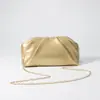 Nova Bolsa Feminina Plissada Exquisita em Formato de Nuvem, Bolsa Transversal Versátil, Bolsa de Corrente Moderna e Tendência, Bolsa de Festa