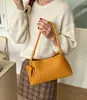 Bolsa de Mão Transfronteiriça Design de Nicho Francês Elegante Tecida de Ombro Único Sob o Braço Simples Casual para o Dia a Dia Bolsa de Mão Feminina