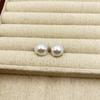 Pendientes de estilo francés ligeros de lujo con forma de círculo de perla, con hebilla geométrica, modernos y combinables, con diseño de nicho personalizado.