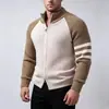2026 Nuevo Llegada Suéter Cardigan para Hombre Marca de Moda Trendy Bloque de Color Patchwork Cuello Alto Tejido Chaqueta Hombre