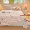 Juego de sábanas cálidas de invierno, de tres piezas, hecho de terciopelo de leche, con vellón añadido para mayor grosor, suave y cómodo, con un estampado lindo y femenino