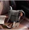 Bolsa Saco Versátil Moda Feminina 2026 Nova Inverno Versátil para o Dia a Dia Ombro Único Transversal Pequena