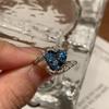 Luz de luxo Santa Maria Mar Cor Azul Veneza Costa Anel de Amor Moda All-match Heart-shaped High Carbon Diamond Anel Feminino