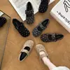 Zapatos Mary Jane de lunares retro de moda para mujer, colección otoño 2026, de suela blanda, antideslizantes, planos, de una sola correa, zapatos casuales para mujer