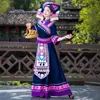 Nuevo Traje Zhuang de Guangxi Zhuang Realiza Traje en Marzo Minoría Realiza Yao Adulto Danza Miao