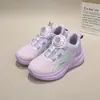 Novedad Otoño 2026 Zapatillas Deportivas de Malla Populares para Niñas con Hebilla Giratoria Zapatos Deportivos para Correr Infantiles 6560