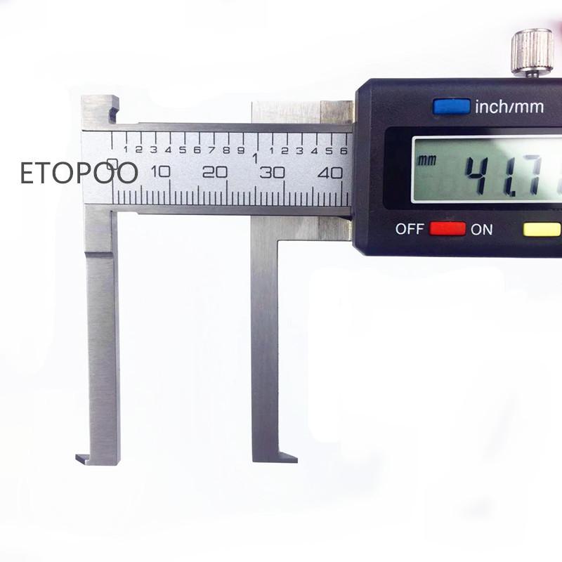 150mm 数显内沟槽卡尺 (9)_副本