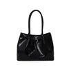 Bolso Tote de Uso Diario de Nicho para Mujer 2026 Nueva Moda Gran Capacidad Bolso de Hombro para Viajes Cotidianos Bolso Grande Transfronterizo Debajo del Brazo