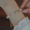 Pulseira de flores de estilo antigo design de nicho feminino alto sentido 2023 Novo Estilo presente namorada pequena flor empilhada pulseira de alta aparência