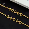 Pulsera de Flor de Cuatro Hojas Calada Hielo Triturado Oro Brillante 24K Estilo Igual de la Tienda de Oro Puzuo para Mujer, Lujo Accesible Brillante y Joyería de Alta Gama