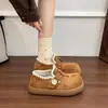 Zapatos Birkenstock blancos retro versátiles de suela gruesa de cobertura total para mujer, nuevo modelo otoño 2026, adecuados para combinar con faldas, zapatos de suela blanda que aumentan la altura
