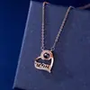 Collar Transfronterizo MOM Carta Corazón Forma de Corazón Femenino 100 Idiomas Proyección HD Cadena Simple para Clavícula Collar del Día de la Madre