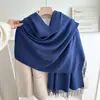 Novo Cachecol de Franjas de Cor Sólida para Homens e Mulheres, Xale Espesso Versátil de Outono e Inverno de Alta Qualidade, Aquecedor de Pescoço da Moda em Faux Cashmere em Estoque
