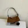 Cross2026 Otoño Nuevo Retro Mate Simple Gran Capacidad Bolso de Hombro Cruzado Individual para Mujer Versátil para Viajes Cotidianos Bolso de Axila