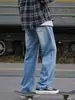Jeans rectos de alta calle americanos para hombre, nuevo estilo 2026, pantalones largos holgados de pierna ancha, pantalones casuales versátiles lavados para hombre