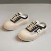 [Personalizado] Xt125 Malla Nueva Media Arrastre 2025 Verano Tendencia Corte Hueco Zapatos de Malla Transpirables Suela Gruesa Casual Aumento de Altura