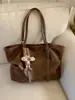 Bolso de Mano Retro Casual para Viajes Diarios de Mujer Otoño 2025 Nuevo de Moda Gran Capacidad Moda Tendencia Bolso de Hombro Bajo el Brazo