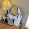 Bolsa de Mão Feminina Casual Estilo Japonês Versão Coreana Simples Cor Sólida 2026 Tendência Nova Fashionável Portátil para Passeios