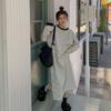 Vestido de Cinco Paneles con Estampado de Cangrejo para Mujer, Nuevo Estilo Otoño e Invierno, Abertura en el Dobladillo, Manga Larga Rayada, Estilo de Hong Kong, Corte Holgado, Adelgazante, Sudadera por Encima de la Rodilla
