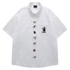 Camisa Bordada Gato Retrô Estilo Americano Masculina Verão Solta Preguiçosa Estilo Faculdade Amantes para Homens e Mulheres