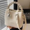 Bolso de Alta Gama 2025 Nuevo Estilo Coreano Diseño de Nicho Bolso Cubo de Moda Bolso Retro de Hombro Cruzado