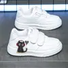 Zapatos Blancos Casuales para Niños y Niñas 2026 Estampado de Gato Negro Velcro Suela Suave Antideslizante Transpirable Primavera y Otoño Nuevo Versátil Tiempo