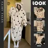 Pijama de Terciopelo Coral para Mujer en Otoño e Invierno, Estilo Nuevo, Pijama con Capucha Forrado de Felpa y Engrosado, Ropa de Casa Cálida Dulce y Linda que se Puede Usar Afuera