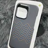Adequado para iPhone 17 Pro Max, Capa de celular com textura de fibra de carbono Kevlar, Capa protetora anti-queda Apple 16 com sensação de pele