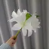 Flores Simuladas 8 Cabezas de Lirios Flores Artificiales de Rama Alta de Alta Calidad Adornos para Decoración de Interiores del Hogar Bodas Arreglo Floral
