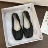 Zapatos de ballet de punta cuadrada poco profundos para mujer, estilo casual, zapatos Mary Jane planos de color liso, cómodos y suaves zapatos de abuela