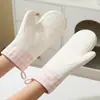 Guantes Antiescaldaduras, Aislantes del Calor, Engrosados, Resistentes a Altas Temperaturas, Guantes de Silicona para Horno de Cocina, Antideslizantes, Resistentes al Calor, Guantes para Hornear en Horno de Microondas