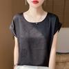 Camiseta de satén de seda para mujer, novedad de verano de 2025, cuello redondo, corta, elegante, con flores oscuras, talla grande, de manga corta, combinable con todo.