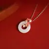 Nuevo collar con hebilla de seguridad de carpa estilo chino para mujer, diseño de nicho de lujo ligero, sentido de alta calidad, joyería de año de nacimiento, regalo de Año Nuevo