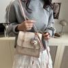 Mochila de Moda Texturizada Vintage para Mujer 2025 Nuevo Verano Casual para Viajar Diseño de Nicho Bolso Cruzado Multifuncional