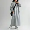 Vestido Sudadera Casual Adelgazante para Mujer, Nuevo Estilo Japonés 2026 Primavera y Otoño, Corte Holgado, Cubre Vientre, Elegante Vestido Hasta la Rodilla para Mujer