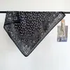 Pañuelo Cuadrado Pequeño Floral de Anacardo para Mujer Decoración Versátil Combinación para Fotos de Viaje Camisa Pañuelo de Cuello Artístico Retro