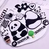 Vista Trasera de un Panda Gigante, Dijes para Zapatos, Accesorios Decorativos para Zapatos, Dijes para Zuecos, Funda de Teléfono DIY de Resina de PVC, Decoraciones para Botellas de Agua