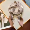 Bufanda de seda estampada vintage, estilo europeo y americano, con cinta de pelo de anacardo, pequeña bufanda de seda cuadrada de 70 cm, bufanda de seda sintética para mujer.