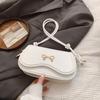 Bolso de mano estilo nicho de Corea del Sur para mujer, bolso cuadrado pequeño, portátil y moderno, bandolera estilo occidental, diseño nicho, 2025