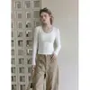 Camiseta Branca Minimalista Fina com Gola U, Ombro Normal, Manga Longa para Mulheres Outono 2026 Slim-fit Valoriza o Corpo Base Spicy Girl