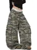 Suministro Directo de Fábrica Diseño de Remaches Americanos Pantalones Deportivos de Pierna Curva con Múltiples Bolsillos Unisex Marca de Moda Holgados Ropa de Trabajo Pantalones de Pierna Ancha