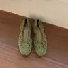 Sapatos de Salto Único com Bolinhas e Laço Estilo Fada Francesa 2026 Novo Estilo Estilo Festa Solado Macio Sapatilhas Mocas Plissados