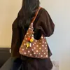 Bolsa de axila fofa com bolinhas estilo coreano para mulheres, novo modelo 2026, bolsa de ombro com textura fosca, bolsa tote de grande capacidade para o dia a dia