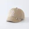 Gorra de béisbol de algodón cepillado, letras lindas de béisbol, sombrero de sol simple de ala curva, gorra de estudiante